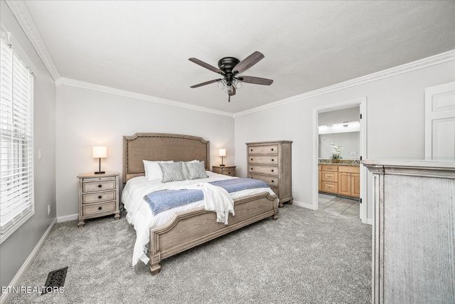 1036 Circle Dr, House other with 3 bedrooms, 2 bathrooms and null parking in Jamestown TN | Image 18