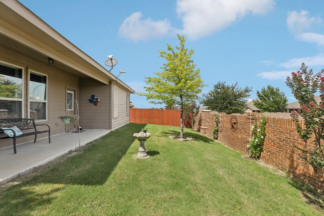 14124 Rabbit Brush Ln, House other with 3 bedrooms, 2 bathrooms and null parking in Haslet TX | Image 6
