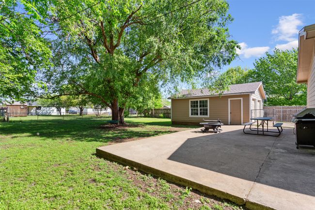 1307 W 6 Th St, House other with 4 bedrooms, 2 bathrooms and null parking in McGregor TX | Image 25