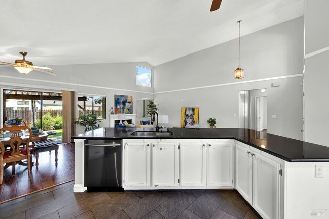 945 Hickory Avenue, House other with 3 bedrooms, 2 bathrooms and 2 parking in Fairfield CA | Image 13
