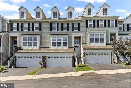 205 N Azalea Ct, Glen Mills, PA, 19342-1046 | Card Image
