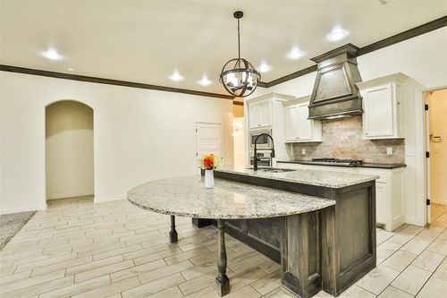 2617 Ethan Lane, Moore, OK, 73160 | Card Image