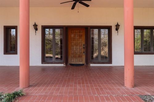 300 Lana Dr, Pauls Valley, OK, 73075-6630 | Card Image