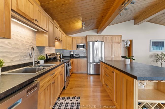 4642A Round Lake Rd, House other with 4 bedrooms, 2 bathrooms and 5 parking in Killaloe ON | Image 15
