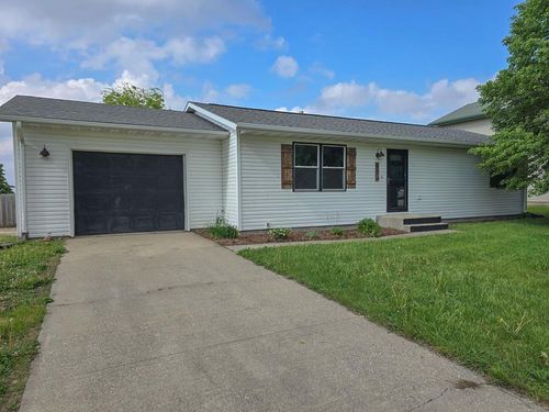 106 2nd Ave Ne, Badger, IA, 50516-7713 | Card Image