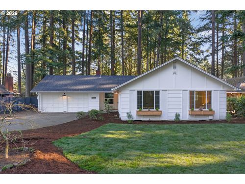 18550 Timbergrove Ct, Lake Oswego, OR, 97035-8249 | Card Image