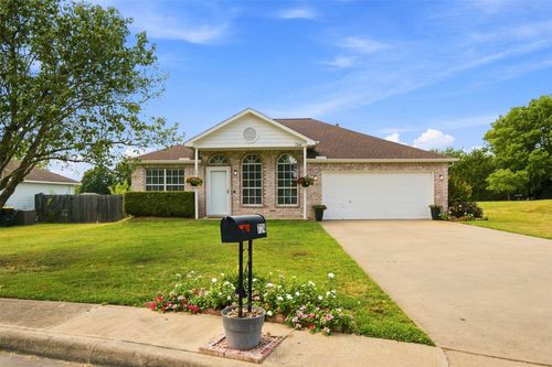 724 Bixby St, Coweta, OK, 74429-2053 | Card Image