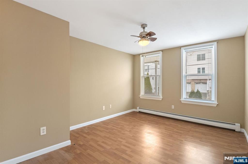 Residential Lease in Kearny 4
