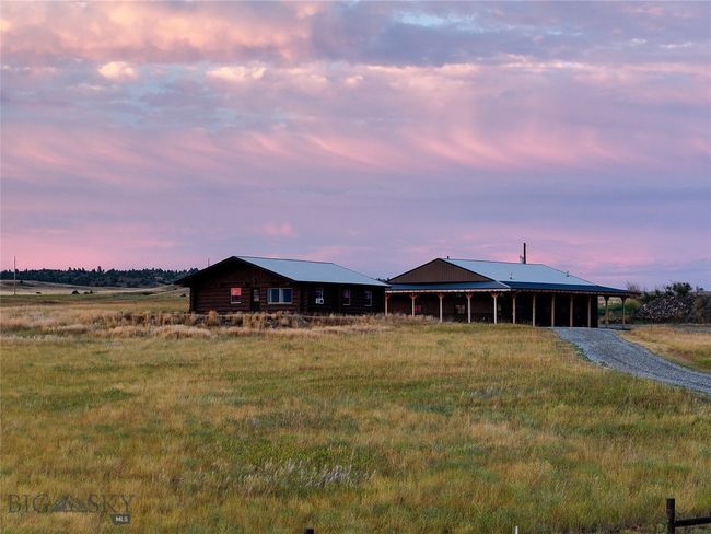 21 Jim Parrent Ln, House other with 3 bedrooms, 2 bathrooms and null parking in Big Timber MT | Image 7