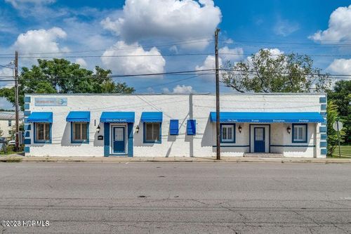 803 Dawson St, Wilmington, NC, 28401-5837 | Card Image