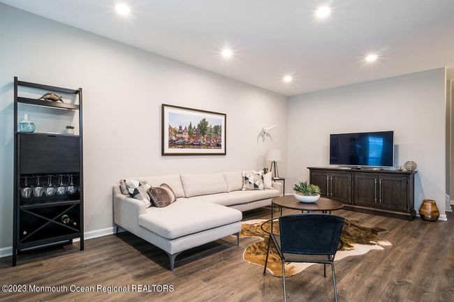 2008 Stallion Cir E, Condo with 3 bedrooms, 3 bathrooms and null parking in Toms River NJ | Image 10