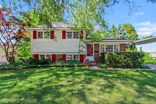 350 Burroughs St, Plymouth, MI, 48170-1924 | Card Image