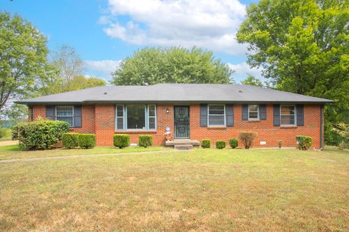 3071 Trenton Rd, Clarksville, TN, 37040-5811 | Card Image