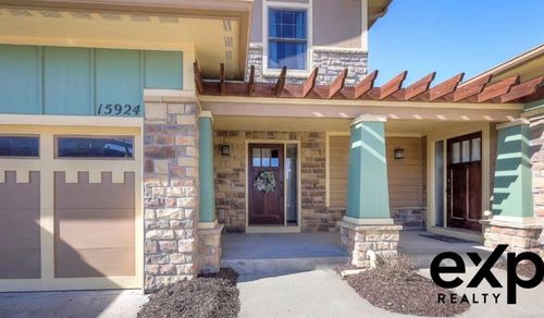 15924 Buena Vista St, Overland Park, KS, 66085-8600 | Card Image