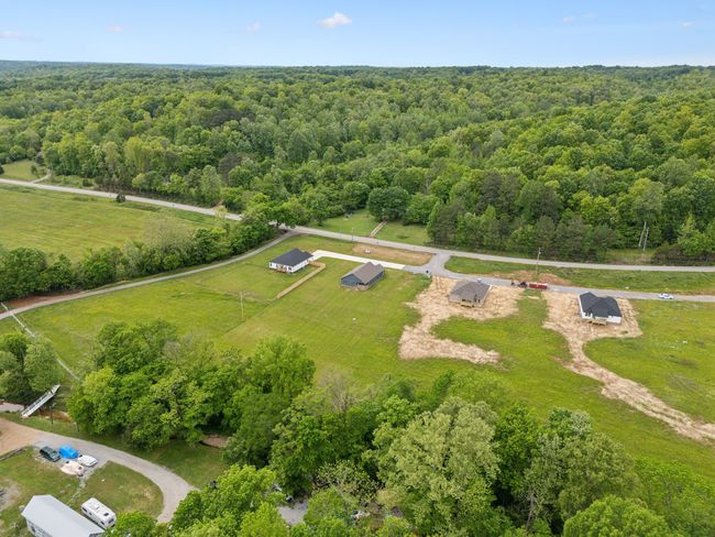 1936 Flats Rd, House other with 3 bedrooms, 2 bathrooms and 2 parking in Cunningham TN | Image 42