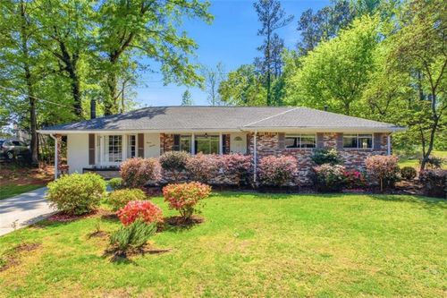 1100 Vonda Ln Sw, Mableton, GA, 30126-3024 | Card Image