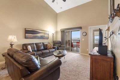 411 - 200 Majestic Drive, Condo with 3 bedrooms, 3 bathrooms and null parking in Branson MO | Image 1