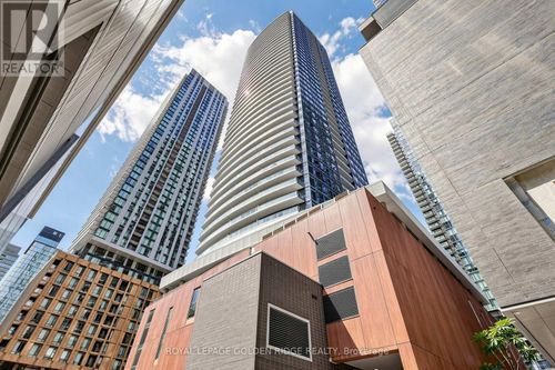 1108-21 Widmer St, Toronto, ON, M5V0B8 | Card Image