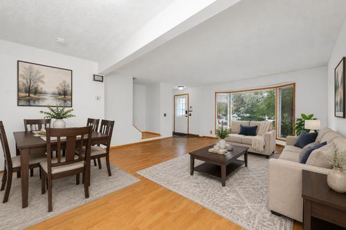 78 Queen Anne Close Se, Calgary, AB, T2J6E5 | Card Image
