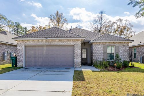14032 Barrington Ave, Denham Springs, LA, 70726 | Card Image