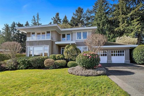 805 Del Monte Lane, Victoria, BC, V8Y3H2 | Card Image