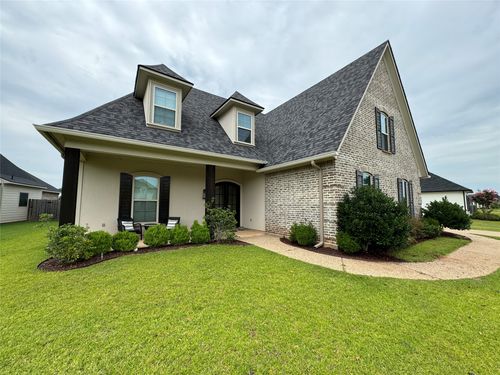 629 Dumaine Dr, Bossier City, LA, 71111-6277 | Card Image