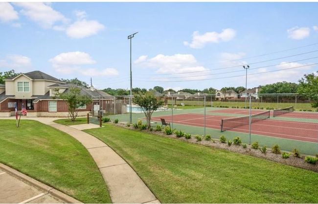 Community Tennis Court | Image 39