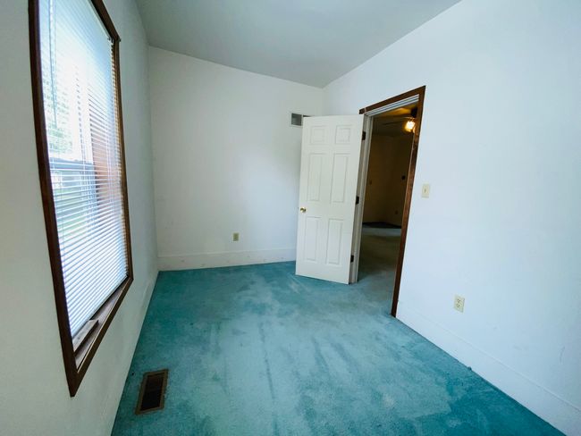 807 W Washington St, House other with 3 bedrooms, 1 bathrooms and 4 parking in Pontiac IL | Image 15
