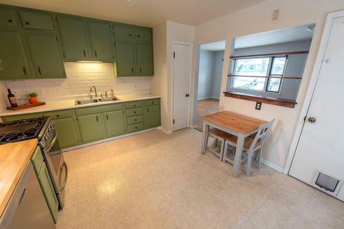 1705 Lark Ave, Maplewood, MN, 55109-2620 | Card Image