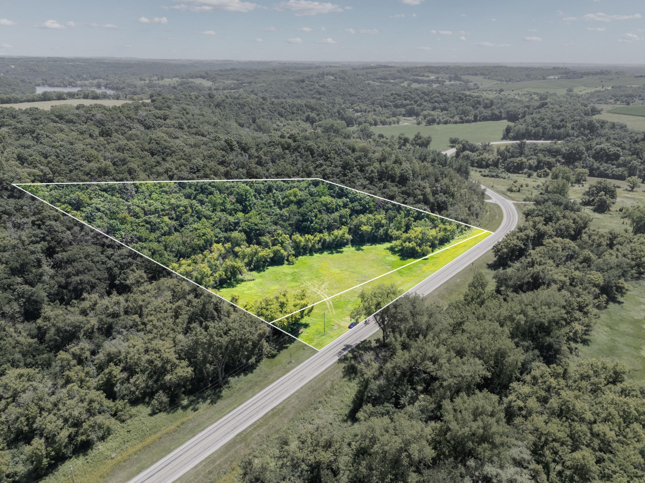 56160 County Road 21, Mazeppa, MN 55956