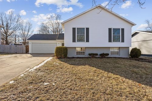 20 Clive Dr Nw, Cedar Rapids, IA, 52405-4537 | Card Image