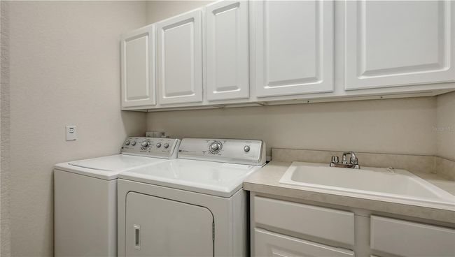 301B2 - 301 Ravinia Cir, Condo with 3 bedrooms, 2 bathrooms and null parking in VENICE FL | Image 38