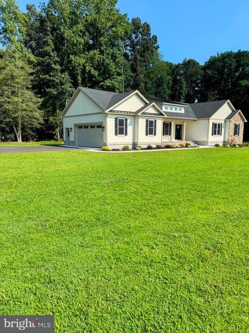22250 Holly View Ct, Bridgeville, DE, 19933-4570 | Card Image