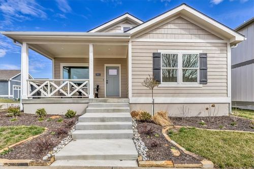 8804 Ne 81st Ter, Kansas City, MO, 64158-7703 | Card Image