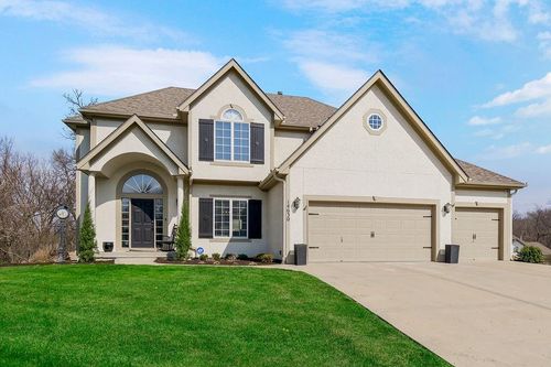 14630 63rd St, Parkville, MO, 64152-8706 | Card Image