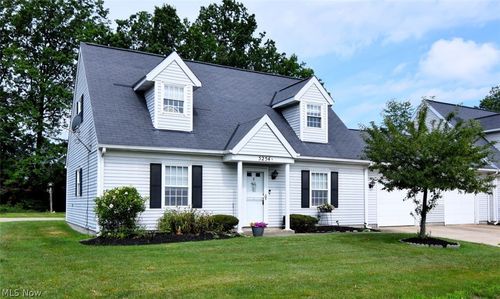 b-5254 Liberty Ln, Willoughby, OH, 44094-3377 | Card Image