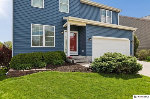 8025 N 147th Ave, Bennington, NE, 68007-7038 | Card Image