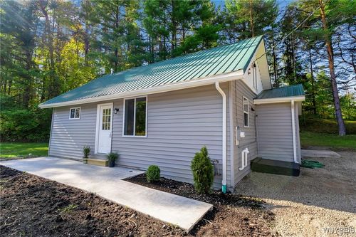 10440 Springville Boston Rd, Springville, NY, 14141-9630 | Card Image