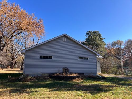 8461 Groveland Rd, Mounds View, MN, 55112-6131 | Card Image