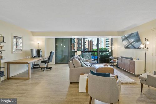 apt-301-3800 Fairfax Dr, ARLINGTON, VA, 22203-1786 | Card Image