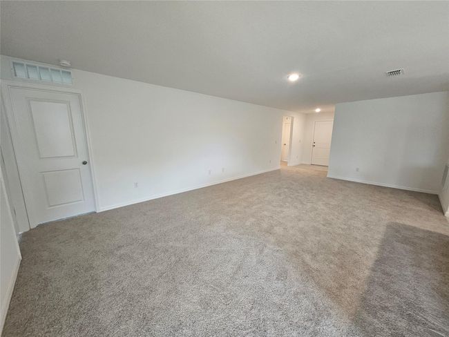 8076 98 Th Ct, House other with 4 bedrooms, 2 bathrooms and null parking in Vero Beach FL | Image 33