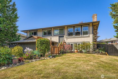 30215 54th Ave S, Auburn, WA, 98001-2332 | Card Image