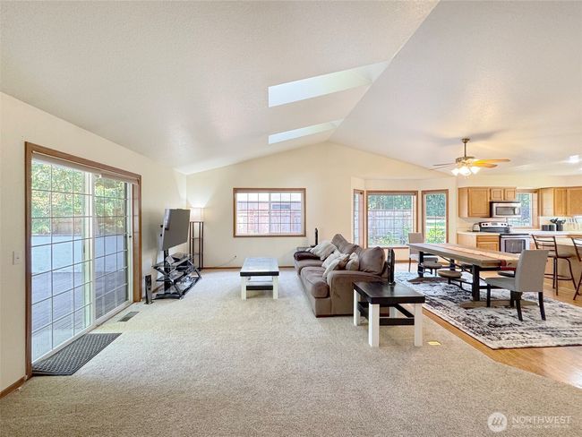 42 Charles Way, House other with 3 bedrooms, 2 bathrooms and 2 parking in Sequim WA | Image 10