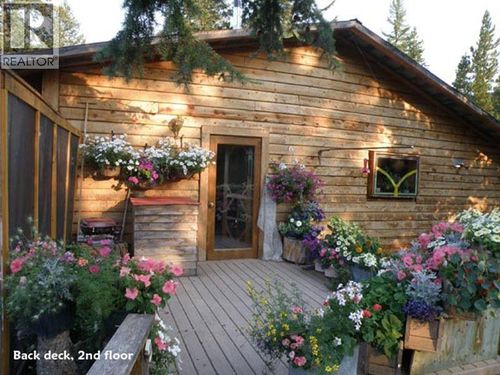 9000 Tote Road, Hagensborg, BC, V0L1C0 | Card Image