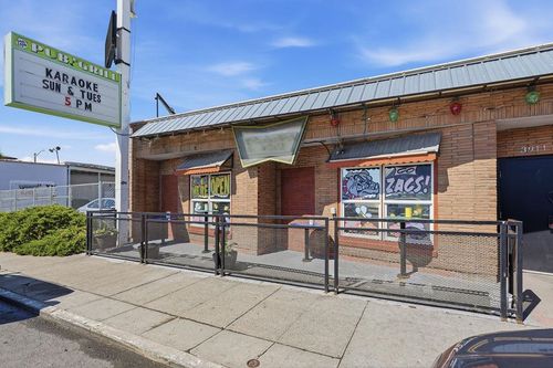 3911 N Madison St, Spokane, WA, 99205 | Card Image