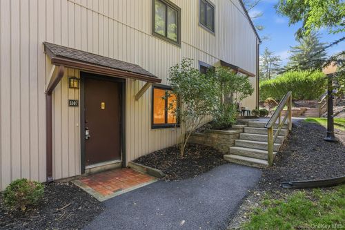 3307 Pine Cone Ct, Poughkeepsie, NY, 12603-7115 | Card Image