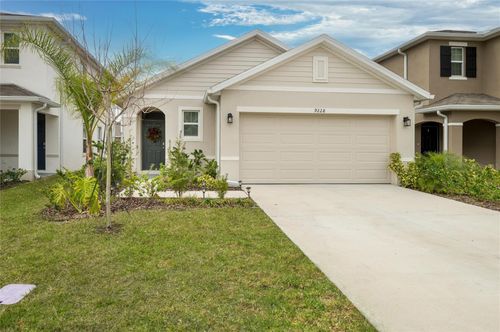 9228 Forge Breeze Loop Loop, WESLEY CHAPEL, FL, 33545 | Card Image