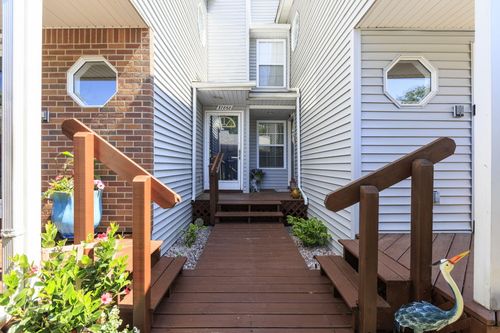 37868 Jefferson Ave, Harrison Township, MI, 48045-4000 | Card Image