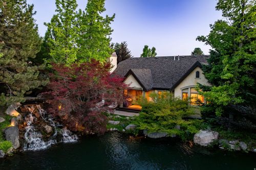 8371 S Via Riviera Way, Cottonwood Heights, UT, 84093-6532 | Card Image