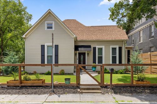 1514 Bailey Ave, CHATTANOOGA, TN, 37404-2905 | Card Image